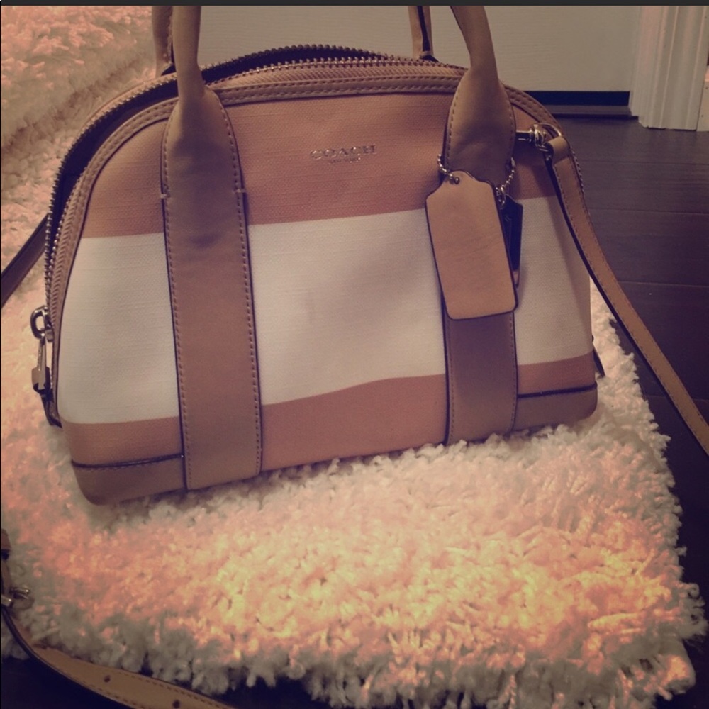 ❄️Closet Clearance❄️ Coach Wellesley Mini Rachelle